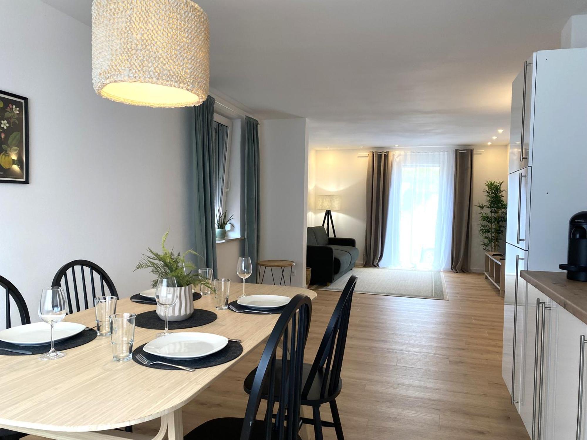 Modern Living Apartment - Naehe Krankenhaus, Altstadt, Bahnhof - 3-Zimmer Amberg Eksteriør bilde