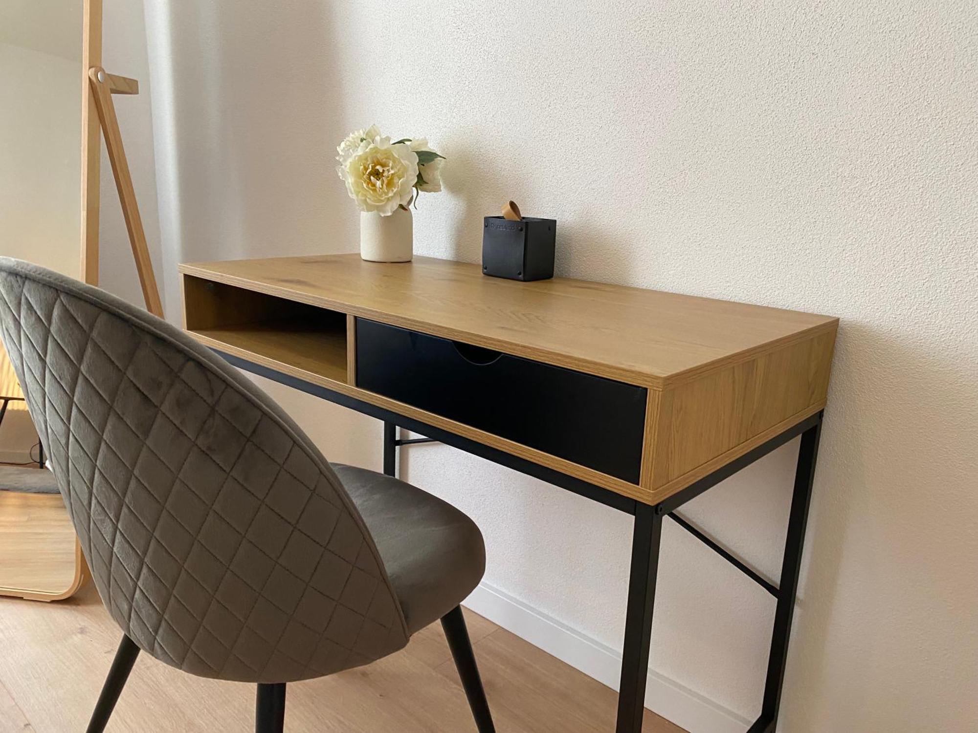 Modern Living Apartment - Naehe Krankenhaus, Altstadt, Bahnhof - 3-Zimmer Amberg Eksteriør bilde