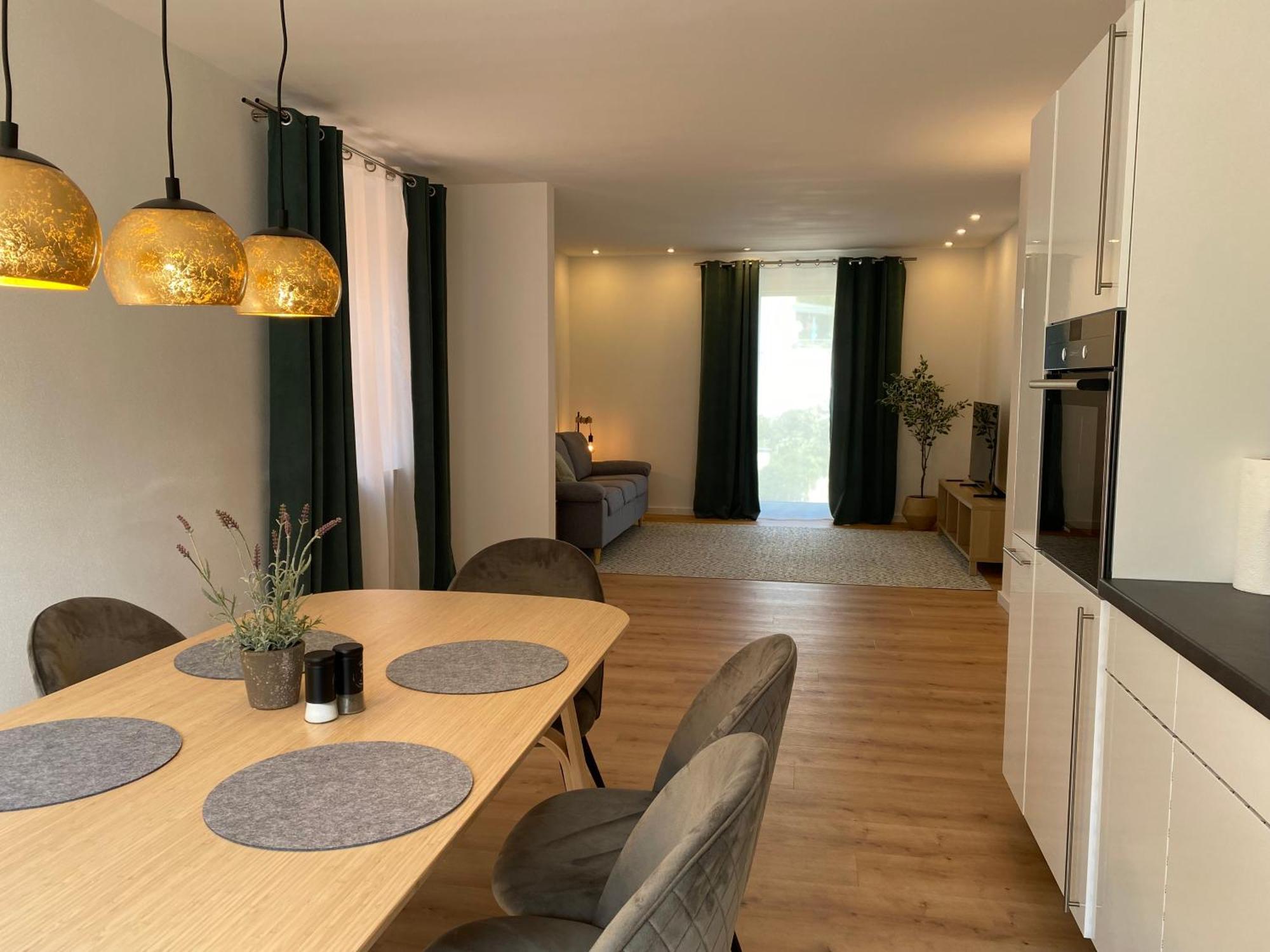 Modern Living Apartment - Naehe Krankenhaus, Altstadt, Bahnhof - 3-Zimmer Amberg Eksteriør bilde